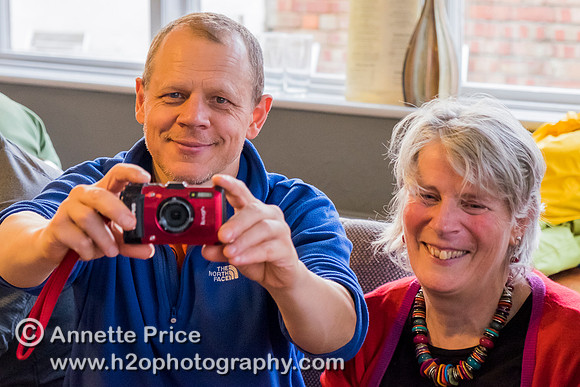 Putney Bridge Canoe Club paddle to the Ship pub in Mortlake for Christmas Dinner