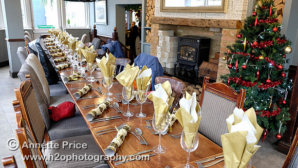Putney Bridge Canoe Club paddle to the Ship pub in Mortlake for Christmas Dinner