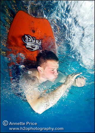Hand rolling a kayak - from underwater