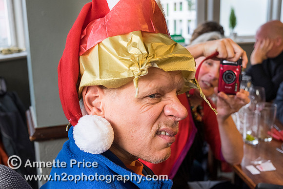 Putney Bridge Canoe Club paddle to the Ship pub in Mortlake for Christmas Dinner
