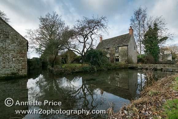 Ashton Keynes village. This is the first village which the River Thames flows through.