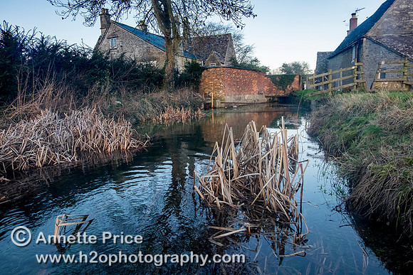 Ashton Keynes village. This is the first village which the River Thames flows through.