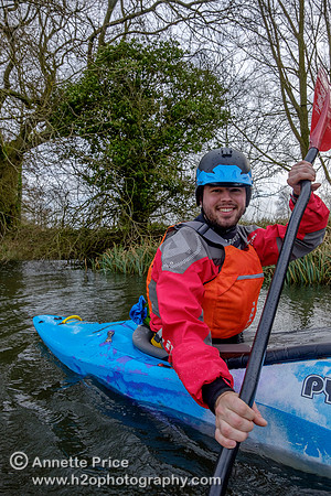 Paddler Mark Villa Vercella on the River Thames at Lechlade.