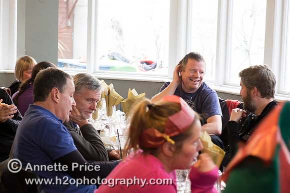 Putney Bridge Canoe Club paddle to the Ship pub in Mortlake for Christmas Dinner