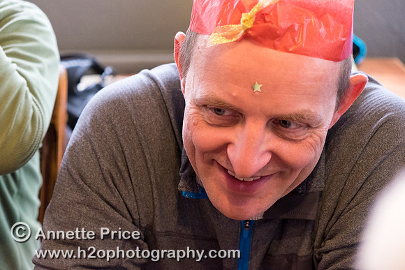 Putney Bridge Canoe Club paddle to the Ship pub in Mortlake for Christmas Dinner